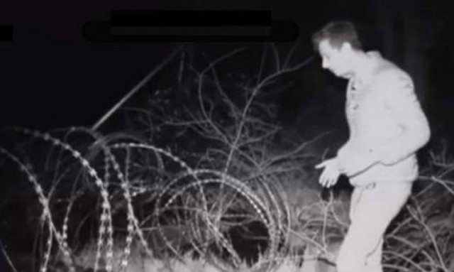 Οδοιπορικό της RAI: Ρεπόρτερ περνάει παράνομα στα Σκόπια από μυστικό μονοπάτι (video)