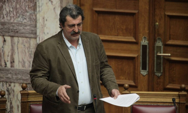 Δεσμεύσεις Πολάκη στους εργαζόμενους του ΕΚΑΒ