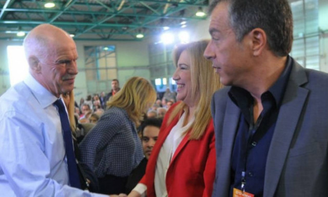 «Φλερτ» Παπανδρέου – Θεοδωράκη