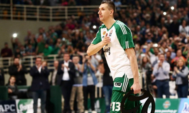 Δημήτρη Διαμαντίδη ήσουν και θα είσαι… Legend (photos+videos)