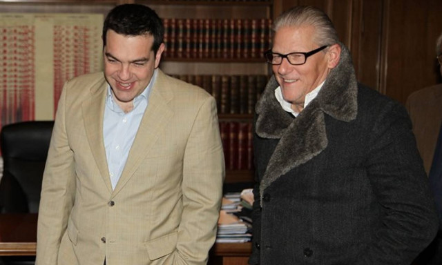 Κατακραυγή για την κυβέρνηση και τα «παλλόμενα πέη»