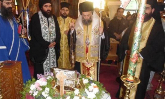 Τεμάχιο Τιμίου Ξύλου από την Μονή Σπηλιάς στην Καρδίτσα