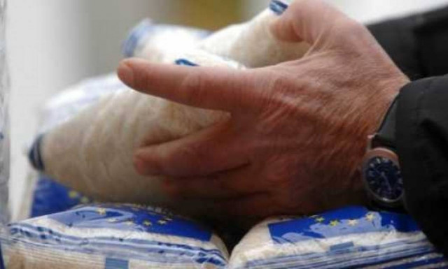 Ξεκινά η διανομή τροφίμων και ειδών πρώτης ανάγκης σε 20.000 δικαιούχους - Τι πρέπει να προσκομίσετε