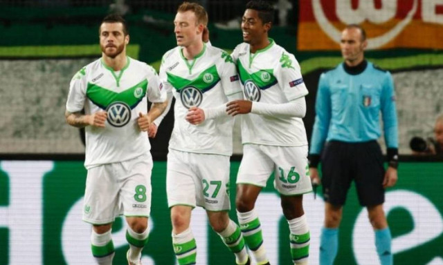 Οι «λύκοι» κατάπιαν κοτζάμ «Βασίλισσα»!