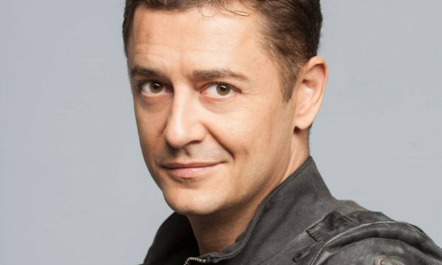 Αντώνης Σρόιτερ: Στη Μύκονο για Σαββατοκύριακο (φωτο)