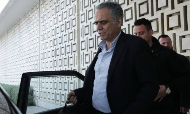 Το πρωί της Τρίτης (12/4) η συνάντηση του Σκουρλέτη με τους δανειστές