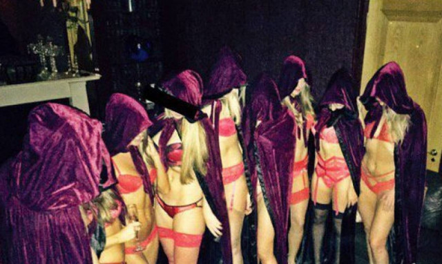 Αχαλίνωτο σεξ, κολασμένα όργια και ανταλλαγές συντρόφων: Η νέα μόδα των πάρτι (photos)