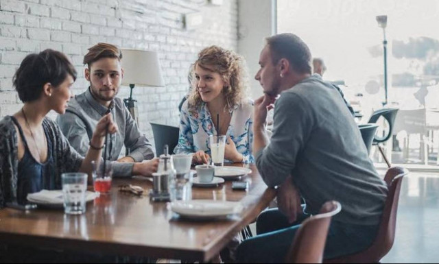 InPerson: Γνωριμίες πρόσωπο με πρόσωπο μέσω του smartphone