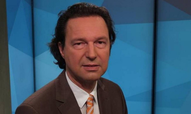 Κρητικός (DIW): Αναδιάρθρωση του ελληνικού χρέους και επιμήκυνση