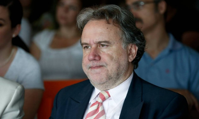 Συνάντηση των εργαζομένων της «Ηλεκτρονικής» με Κατρούγκαλο και Νεφελούδη