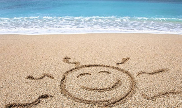 Καλοκαιρινή άδεια: Τι ισχύει για το επίδομα αδείας