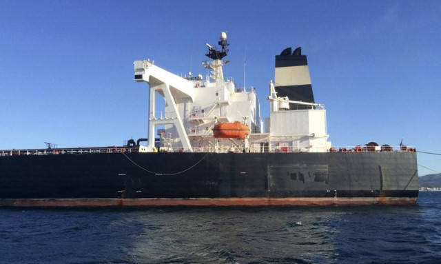 Ομολογία-σοκ: Η κυβέρνηση δεν ξέρει πόσα χρωστούν οι εφοπλιστές στην εφορία!