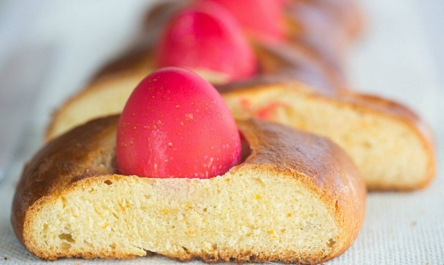 Δώρο Πάσχα 2016: Ποιοι το δικαιούνται, πότε καταβάλλεται, πώς υπολογίζεται