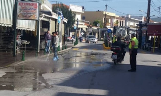 Μυτιλήνη: Σε στρατιωτική επιθεώρηση το νησί - Βάφουν ακόμη και τα φρεάτια! (pics)