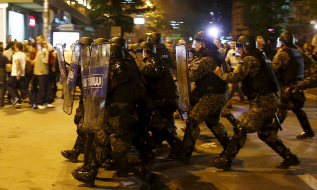 Βουλευτικές εκλογές στα Σκόπια στις 5 Ιουνίου - Συνεχίζονται οι διαδηλώσεις (Pics & Vid)