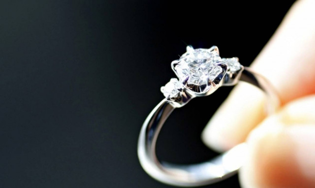 Αυτή είναι πρόταση γάμου: Άνοιξε πανό στο γήπεδο της Χαλκίδας! (pics)