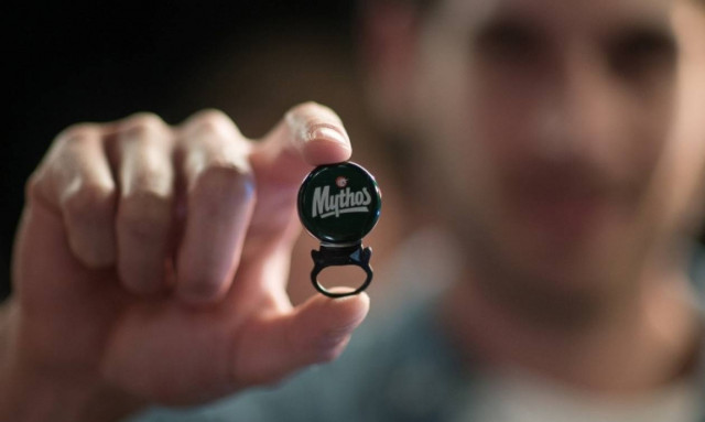 Mythos: Νέα εμφάνιση και νέο καπάκι για εύκολο άνοιγμα! «Κάθε καπάκι και μία ιστορία»!