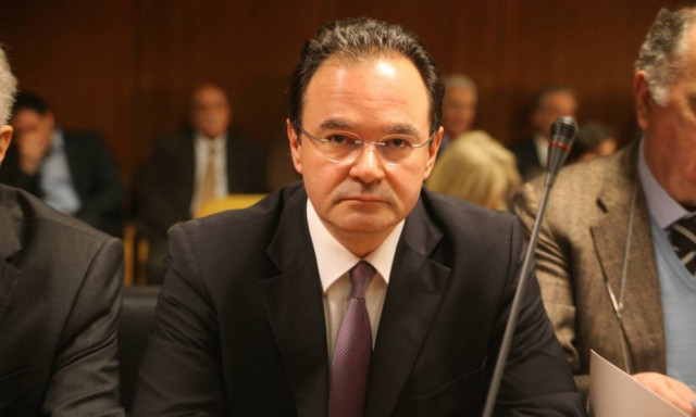 «Βόμβα» Παπακωνσταντίνου: Ο ΣΥΡΙΖΑ μου ζήτησε να «δώσω» τον Βενιζέλο