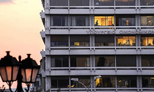 Η κυβέρνηση πανηγυρίζει για το πρωτογενές πλεόνασμα: «Υπό αμφισβήτηση οι προβλέψεις του ΔΝΤ»