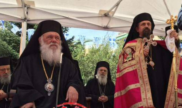 Ενθρόνιση νέου Μητροπολίτη στο Καρπενήσι (video)