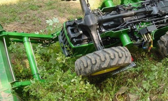 Τραγωδία στην Κόρινθο: Νεκρός αγρότης που καταπλακώθηκε από τρακτέρ