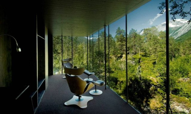 Μαζική απεργία 3.500 εργαζόμενων σε ξενοδοχεία και εστιατόρια στη Νορβηγία