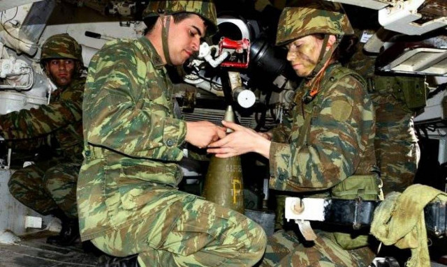 Εκπαίδευση Σχολής Πυροβολικού (pics)