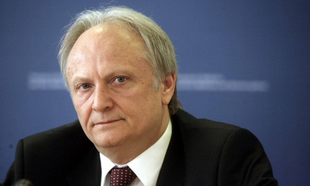 Ερώτηση για την αποχή των λογιστών στη Βουλή