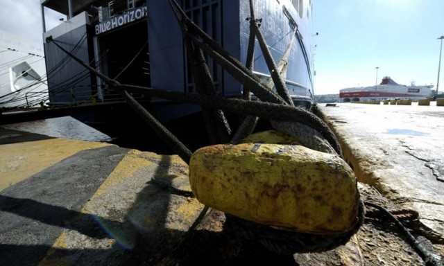 Απεργία ΠΝΟ: Δεμένα τα πλοία στα λιμάνια στις 8 Μαΐου