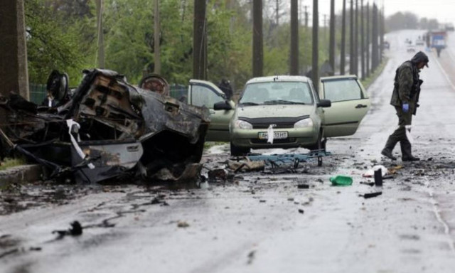 Τέσσερις άμαχοι νεκροί και οκτώ τραυματίες από βομβαρδισμό στην Ουκρανία