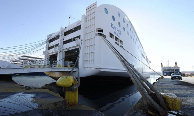 Δεμένα τα πλοία στα λιμάνια στις 8 Μαΐου