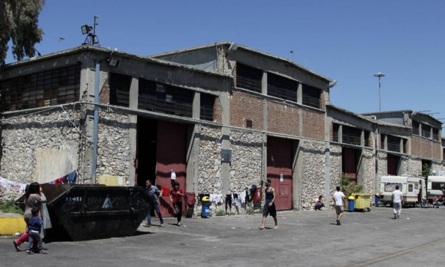 Ικανοποιημένη η κυβέρνηση από το χάος στον Πειραιά