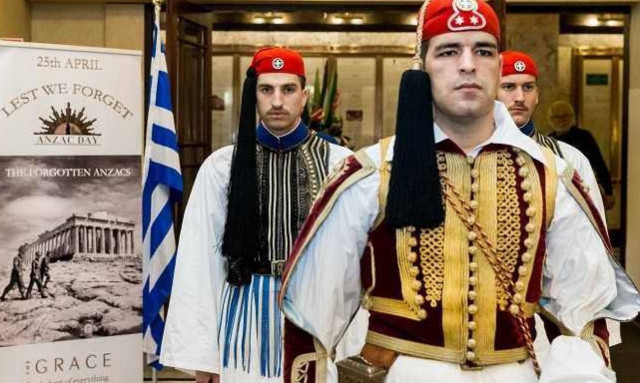 Οι Ευζώνες στην φετινή επέτειο της Anzac Day στην Αυστραλία (pics)