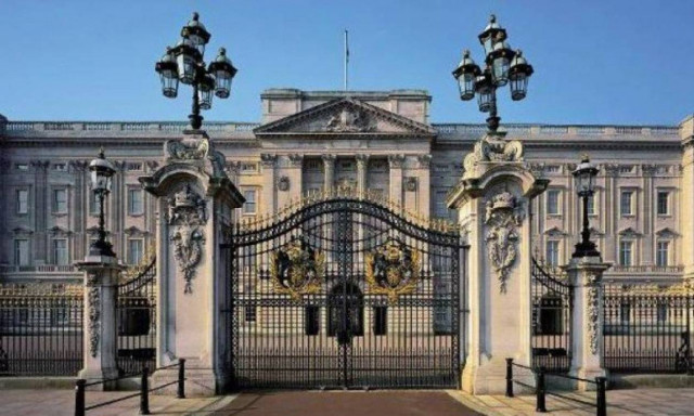 Το Μπάκιγχαμ αναζητά υπάλληλο με ετήσιο μισθό… 60.000 ευρώ!