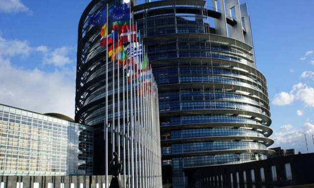 Ευρωπαίοι Σοσιαλιστές: Καιρός να θέσουμε το ερώτημα της ελάφρυνσης του ελληνικού χρέους