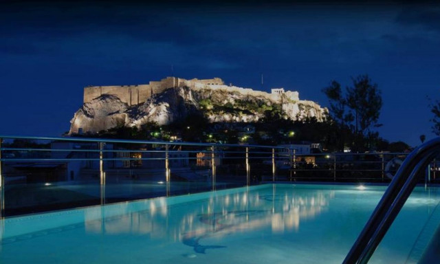 Η Ακρόπολη μάγεψε τον Snoop Dogg (photo)