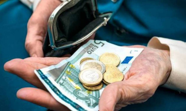 Ασφαλιστικό: «Σταυρώνει» τους συνταξιούχους η κυβέρνηση