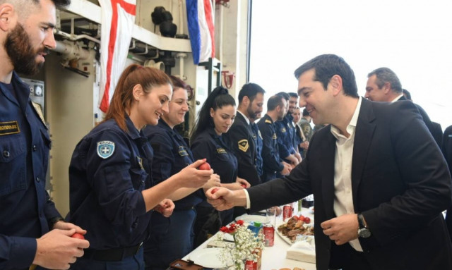 Πάσχα 2016 - Τσίπρας: Αφήνουμε πίσω μας τα δύσκολα κι ατενίζουμε το μέλλον με αισιοδοξία