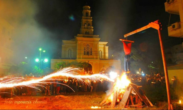 Χανιά: Προσπάθησε να κρεμάσει τον Ιούδα και έπεσε στο «κενό»