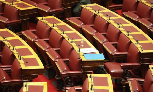 Απεβίωσε ο πρώην υπουργός και βουλευτής του ΠΑΣΟΚ Νίκος Αθανασόπουλος