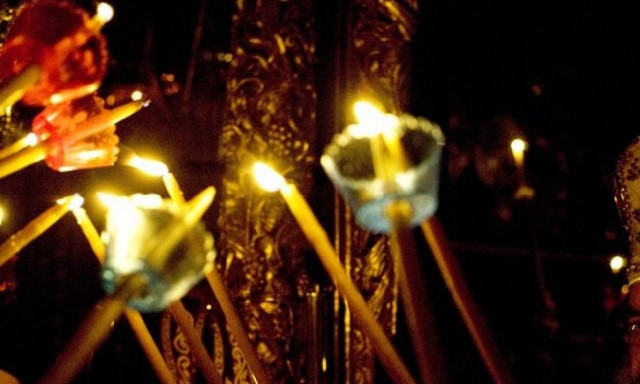 Πάσχα 2016: Ο ιερέας διέκοψε την Ανάσταση και πήγε σε άλλο ναό να συνεχίσει!