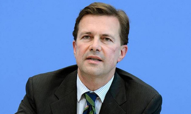 Ζάιμπερτ: Δικαιολογημένο το αίτημα για επέκταση των ελέγχων εντός Σένγκεν