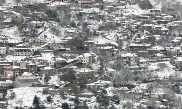Καιρός: Στα λευκά «ντύθηκε» η Ήπειρος