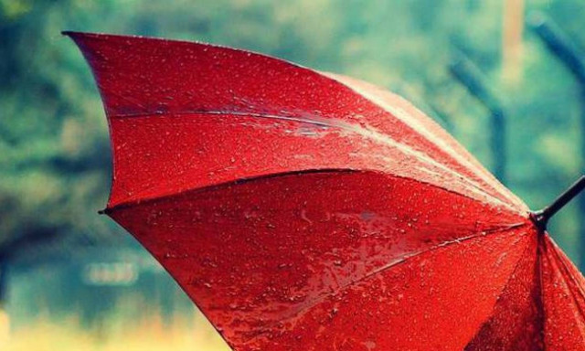 Καιρός – προσοχή: Σε ποιες περιοχές θα «χτυπήσουν» έντονα φαινόμενα – Πού θα πέσει χαλάζι