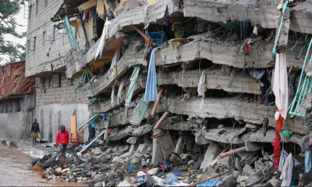 Θαύμα στην Κένυα: Βρέθηκε κοριτσάκι ενός έτους στα συντρίμμια μετά από 72 ώρες