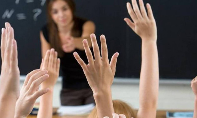 Σάλος στην Πάτρα – Αυτή είναι η «καυτή» δασκάλα που προκαλεί…