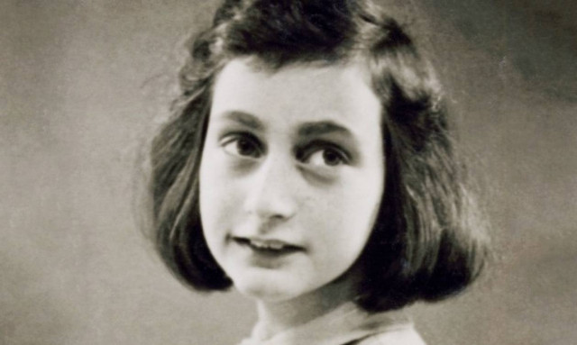 Βιβλίο με την υπογραφή της Άννας Φρανκ δημοπρατήθηκε έναντι 62.500 δολαρίων (Pics & Vid)