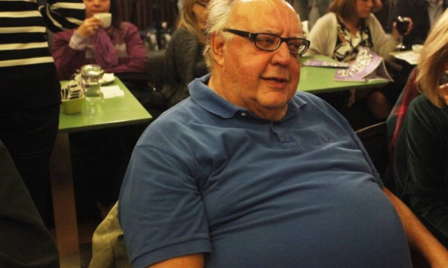 Προκαλεί αηδία ο Πάγκαλος: Ανεβάζει βίντεο με περιττώματα και χλευάζει τους Έλληνες που πεινάνε