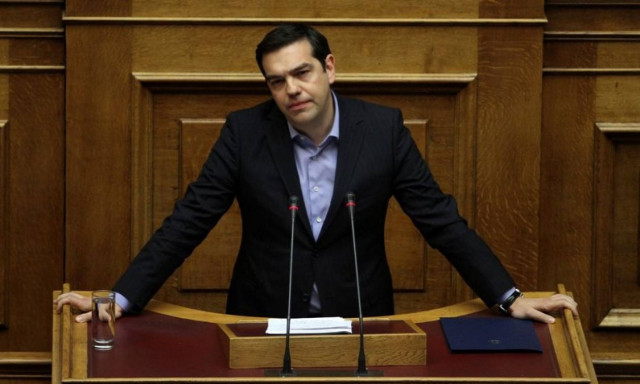 Μας κοροϊδεύει ο Τσίπρας: «Δεν θα μειωθούν οι συντάξεις»