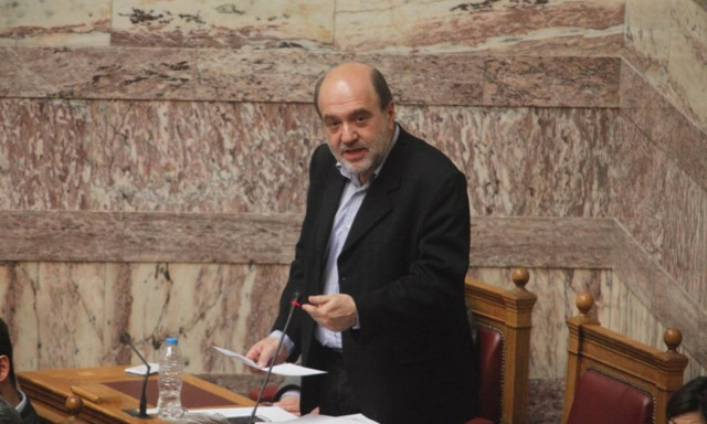 Αφορολόγητο: Παραμένει η έκπτωση για τα εισοδήματα πάνω από 20.000 ευρώ